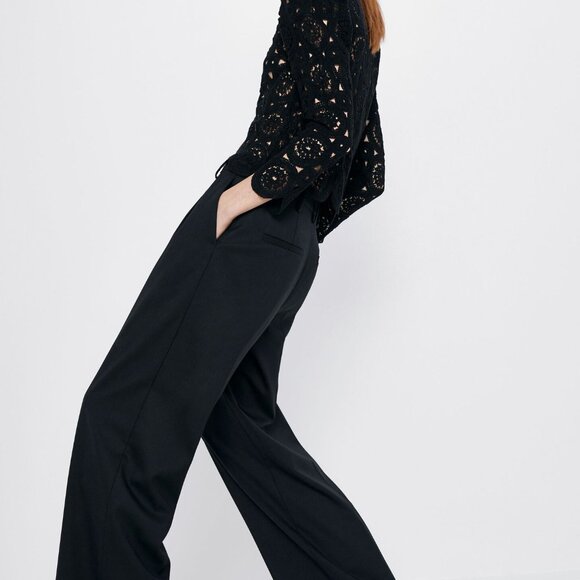 NWT Zara Textured Weave Top With Voluminous Sleeves in Black - Size Small - Picture 3 of 9